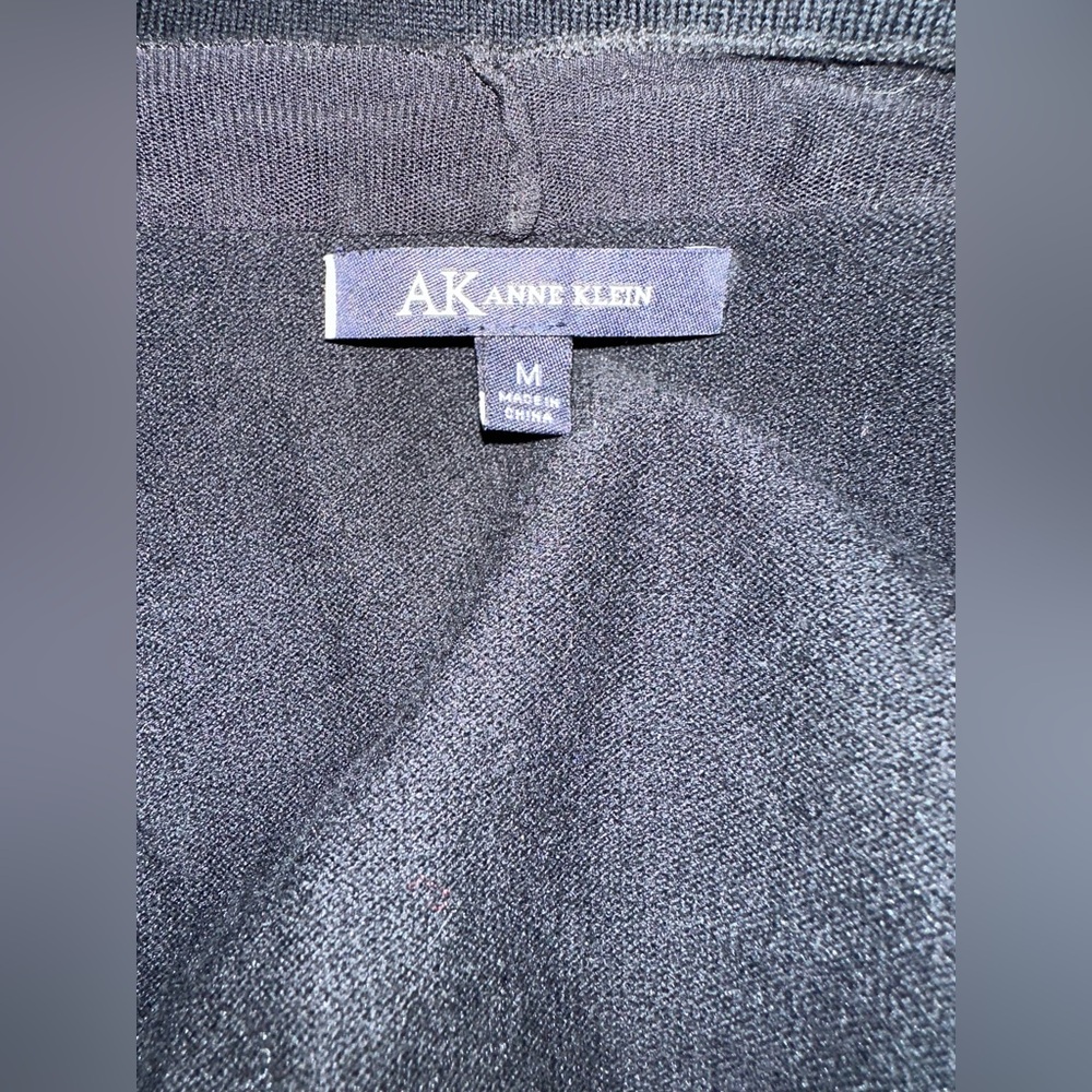 Anne Klein sweater, size M. Good condition. - Picture 5 of 5